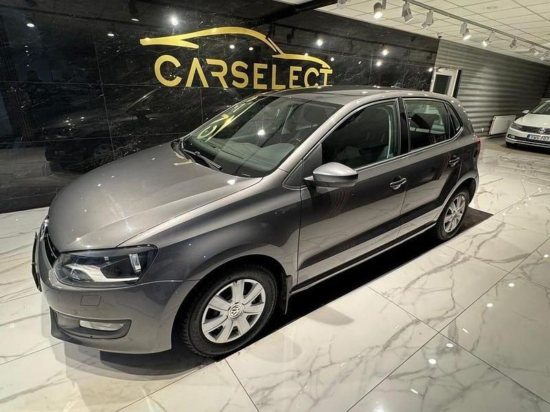 Begagnad VW Polo 90 HK (66 kW) 2013 Grå Halvkombi