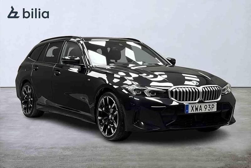 Svart Begagnad 2025 BMW 320 Kombi | 499 900 kr - Bild 1/1