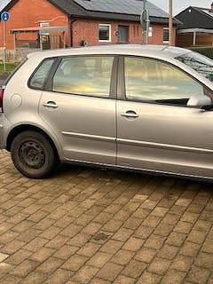 Begagnad 2007 VW Polo Halvkombi | 10 000 kr (Marknadspris) - Bild 1/4