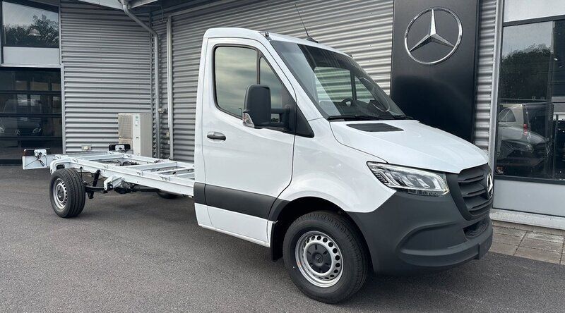 Vit Ny 2025 Mercedes Sprinter Van | 536 250 kr - Bild 1/4