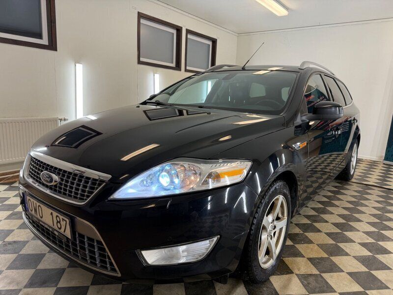 Svart Begagnad 2010 Ford Mondeo Kombi | 44 900 kr (Marknadspris) - Bild 1/4