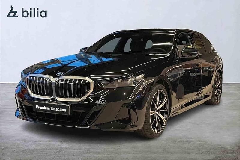 Svart Begagnad 2026 BMW i5 Kombi | 749 900 kr (Bra pris) - Bild 1/1
