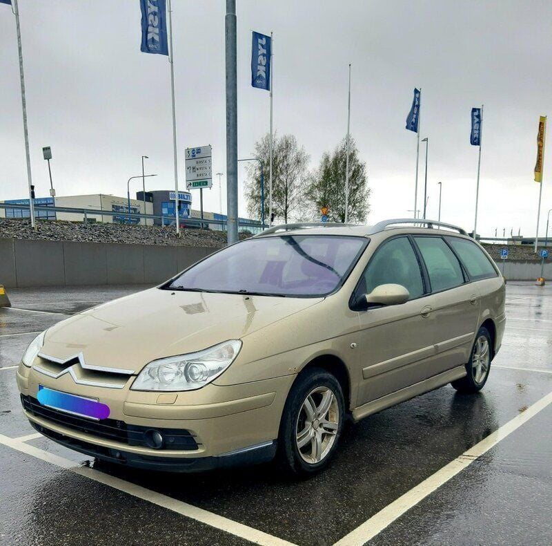 Brun Begagnad 2006 Citroën C5 Kombi | 15 000 kr (Marknadspris) - Bild 1/4