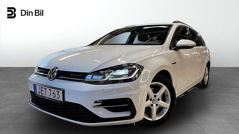 Begagnad VW Golf VII R-line 150 HK (110 kW) 2018 Pure white Kombi