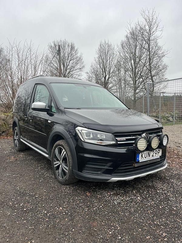Begagnad 2019 VW Caddy Minibuss | 149 000 kr (Dyr) - Bild 1/4
