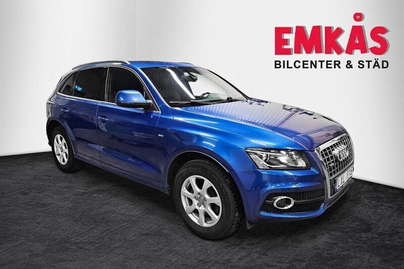 Blå Begagnad 2012 Audi Q5 Design SUV | 119 900 kr (Marknadspris) - Bild 1/4