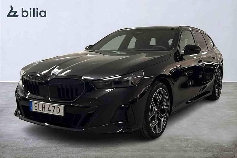 Svart Begagnad 2025 BMW 530e Kombi | 689 900 kr - Bild 1/1