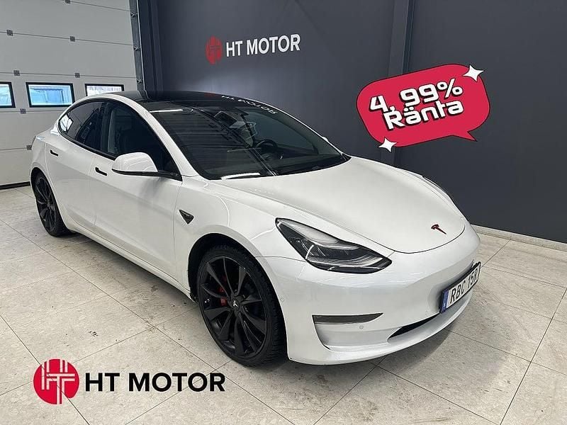 Vit Begagnad 2019 Tesla Model 3 Performance Sedan | 249 400 kr (Marknadspris) - Bild 1/4