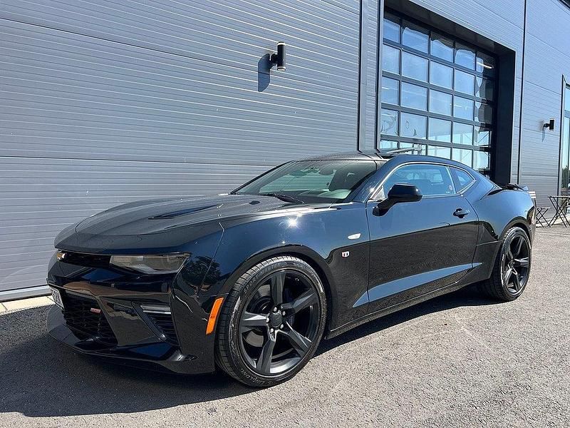 Svart Begagnad 2018 Chevrolet Camaro SS Sportkupé | 429 000 kr - Bild 1/4
