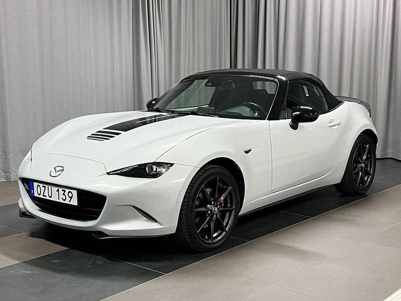 Vit Begagnad 2016 Mazda MX5 Cab | 199 900 kr (Bra pris) - Bild 1/4