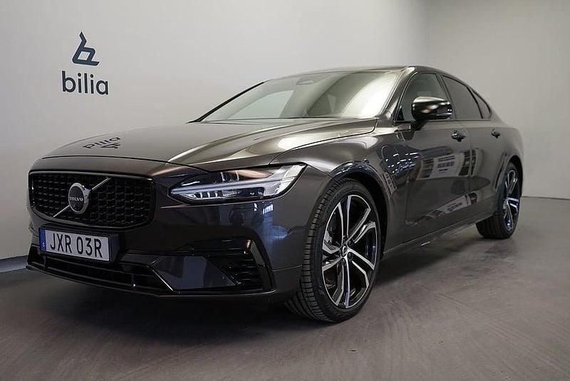 Grå Begagnad 2024 Volvo S90 Ultimate Sedan | 549 500 kr (Marknadspris) - Bild 1/3