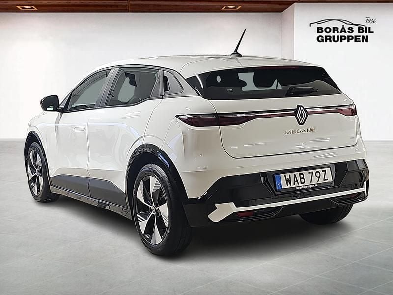 Begagnad Renault Mégane IV Equilibre 97 kW (132 HK) 2023 Vit