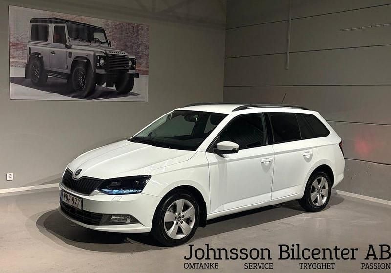 Vit Begagnad 2018 Skoda Fabia Style Kombi | 129 900 kr (Marknadspris) - Bild 1/4
