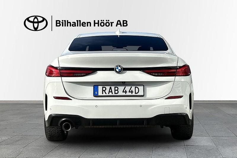 Begagnad BMW 218 137 HK (100 kW) 2021 Vit Sportkupé