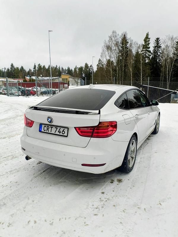 Begagnad BMW 320 Gran Turismo 184 HK (135 kW) 2014