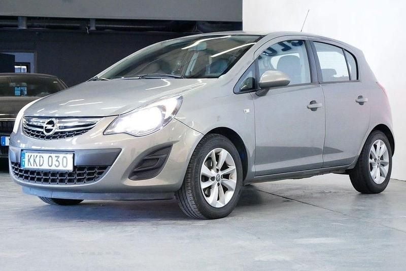Begagnad Opel Corsa 100 HK (73 kW) 2014 Halvkombi