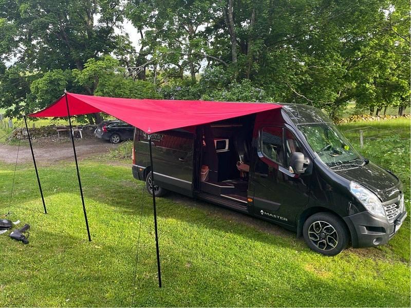 Svart Begagnad 2019 Renault Master Van | 377 000 kr - Bild 1/4