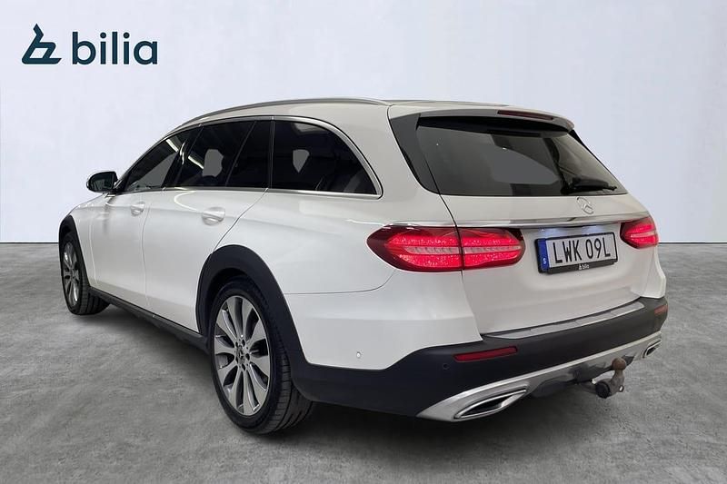 Begagnad Mercedes E220 All-Terrain 196 HK (144 kW) 2019 Vit Kombi