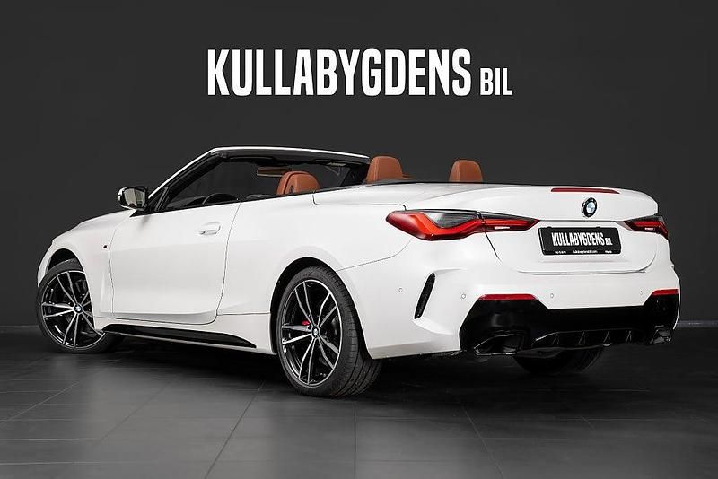 Begagnad BMW M440 M Sport 374 HK (275 kW) 2022 Mineralvit metallic Sedan