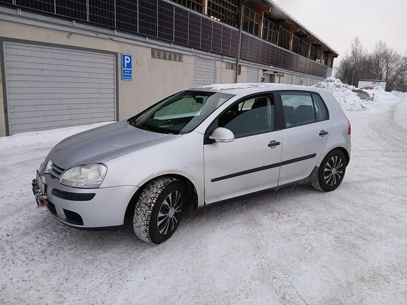 Begagnad 2005 VW Golf IV | 14 000 kr (Marknadspris) - Bild 1/4