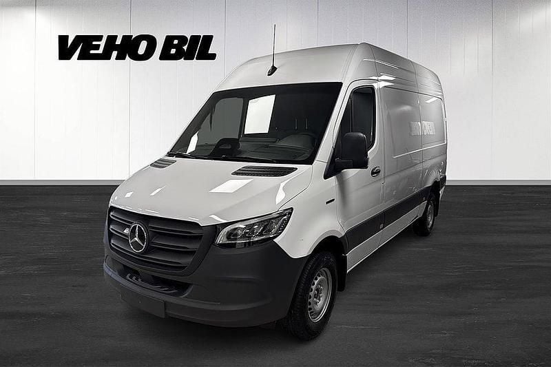 Vit Ny 2025 Mercedes 320 Pickup | 824 875 kr - Bild 1/4