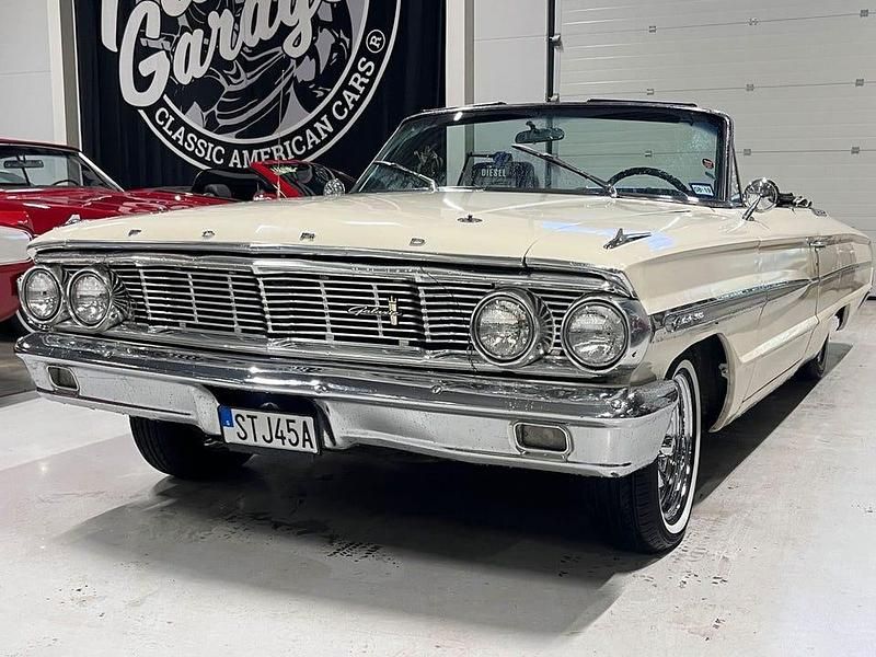 Vit Begagnad 1964 Ford Galaxie Cab | 239 000 kr - Bild 1/3