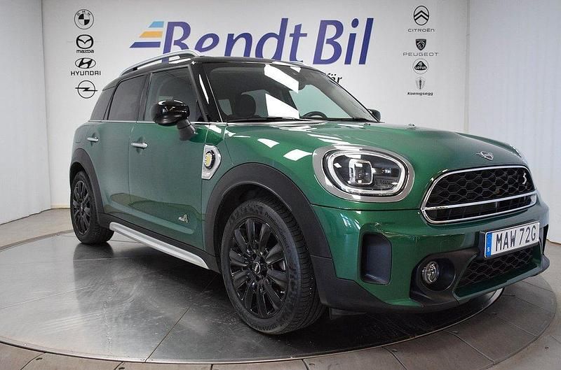 Grön Begagnad 2022 Mini Cooper Countryman SUV | 319 500 kr (Marknadspris) - Bild 1/3