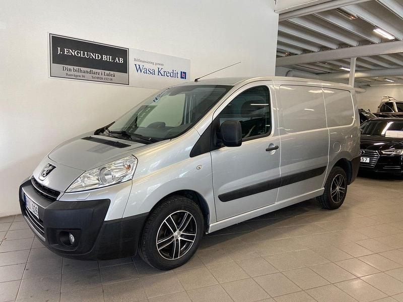 Ljusgrå (grå) Begagnad 2011 Peugeot Expert Van | 59 900 kr (Lite dyr) - Bild 1/4