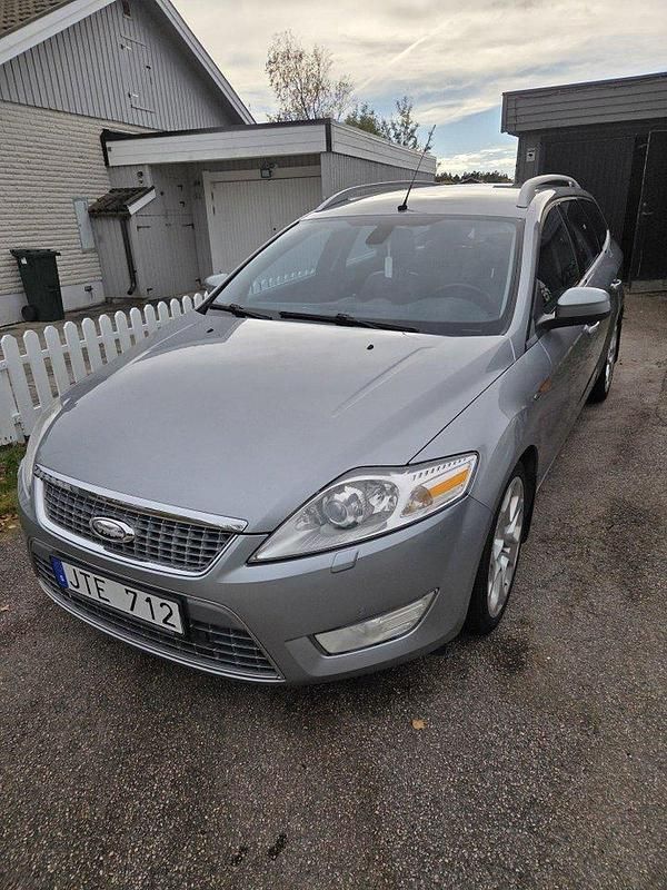 Grå Begagnad 2009 Ford Mondeo Titanium X Kombi | 19 000 kr (Bra pris) - Bild 1/4