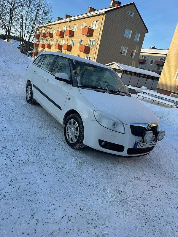 Begagnad 2008 Skoda Fabia Kombi | 21 000 kr (Bra pris) - Bild 1/4