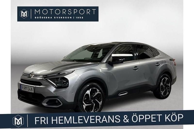Grå (grå metallic) Begagnad 2023 Citroën C4 X SUV | 209 900 kr (Marknadspris) - Bild 1/3