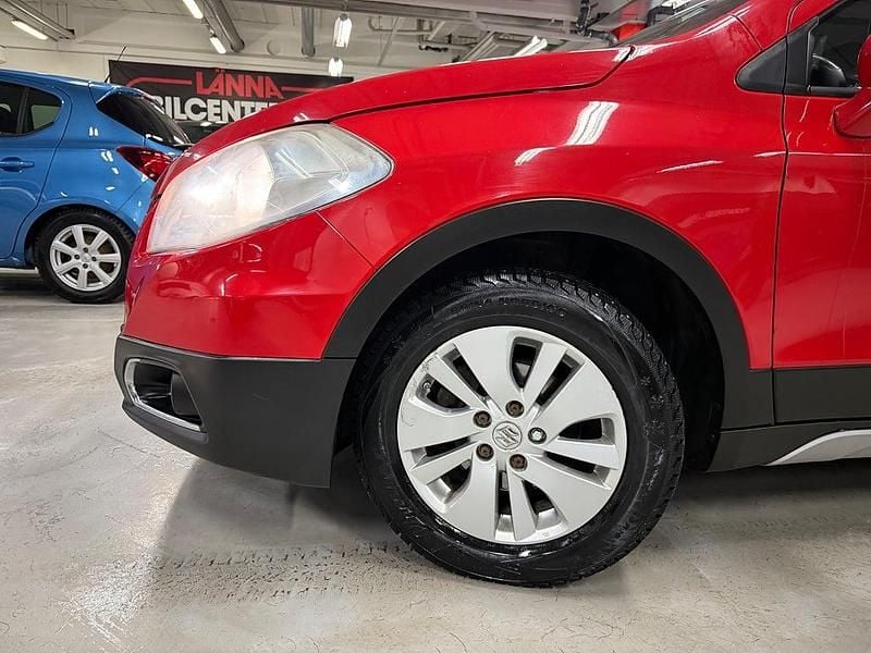 Begagnad Suzuki SX4 120 HK (88 kW) 2014 Röd Kombi