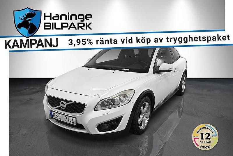 Vit Begagnad 2009 Volvo C30 Momentum Halvkombi | 59 995 kr (Marknadspris) - Bild 1/2