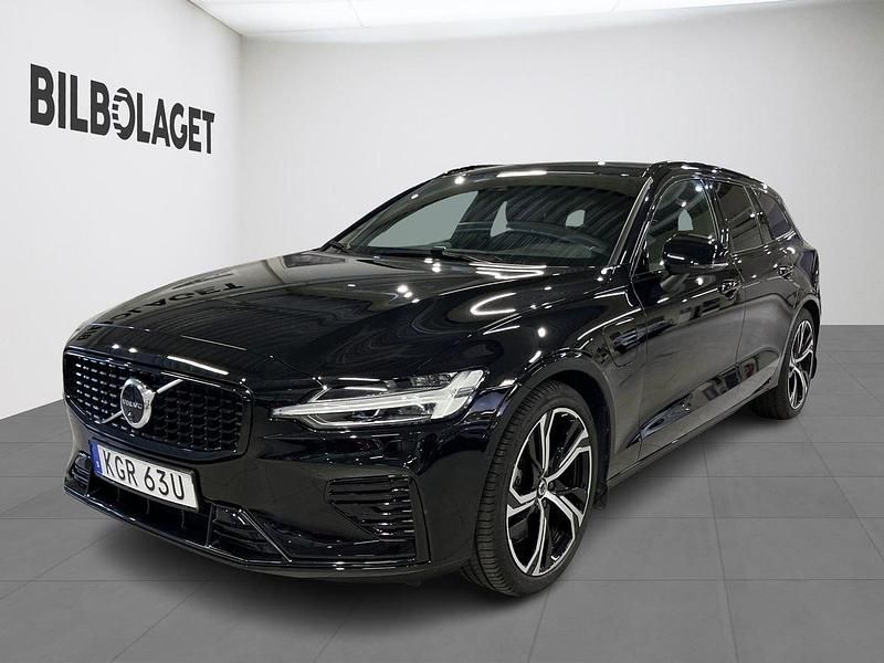 Svart Begagnad 2024 Volvo V60 Plus Kombi | 479 800 kr (Marknadspris) - Bild 1/4