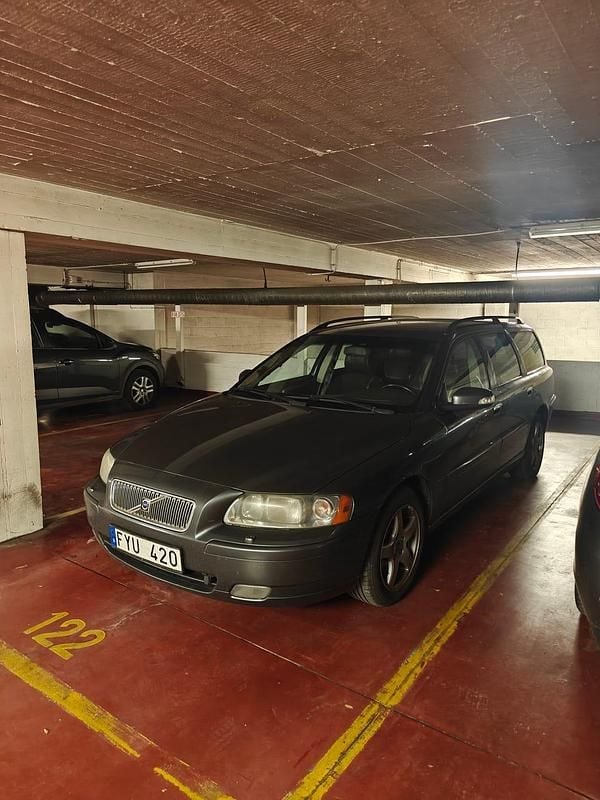 Begagnad 2008 Volvo V70 Kombi | 41 600 kr (Bra pris) - Bild 1/4