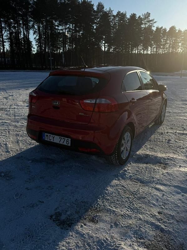 Begagnad Kia Rio 109 HK (80 kW) 2012