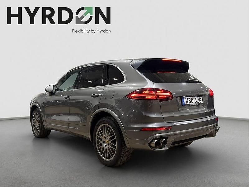 Begagnad Porsche Cayenne S E-Hybrid 333 HK (244 kW) 2015 Mörkgrå SUV