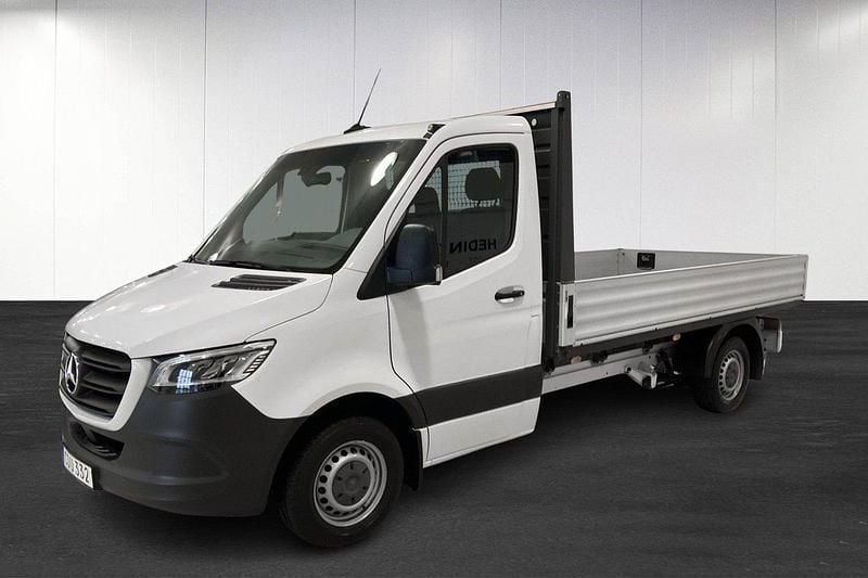 Vit (white) Begagnad 2018 Mercedes Sprinter Van | 362 375 kr (Superpris) - Bild 1/4