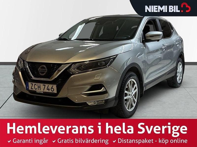 Silver Begagnad 2017 Nissan Qashqai 360º SUV | 174 900 kr (Lite dyr) - Bild 1/3