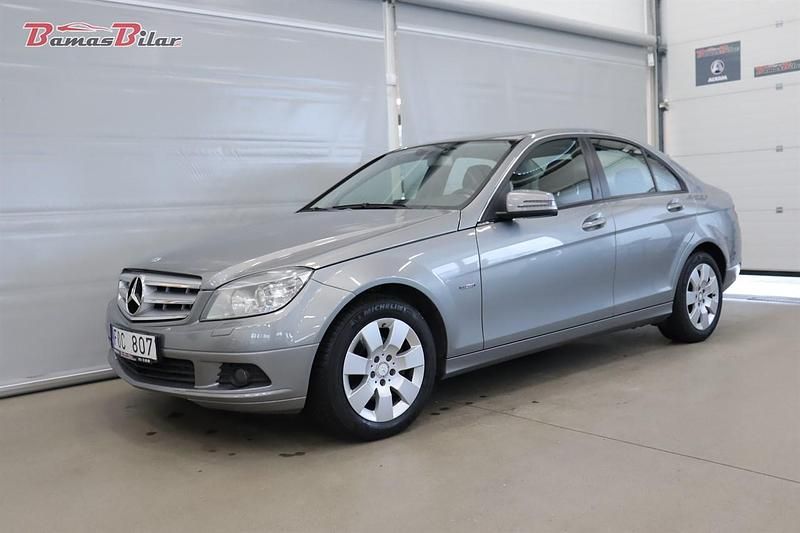 Begagnad Mercedes C180 156 HK (114 kW) 2010 Grå Sedan