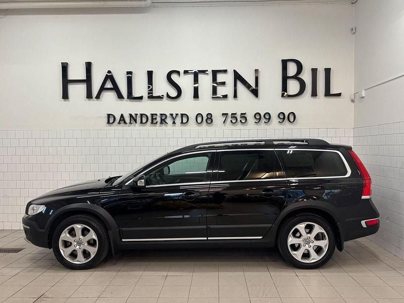 Svart Begagnad 2016 Volvo XC70 Standard SUV | 299 000 kr (Dyr) - Bild 1/4
