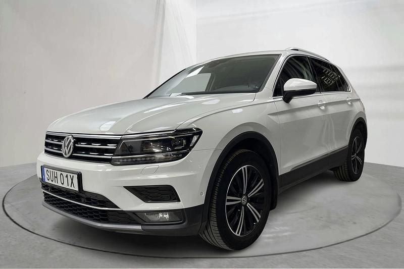 Vit Begagnad 2020 VW Tiguan GT SUV | 239 000 kr (Superpris) - Bild 1/4