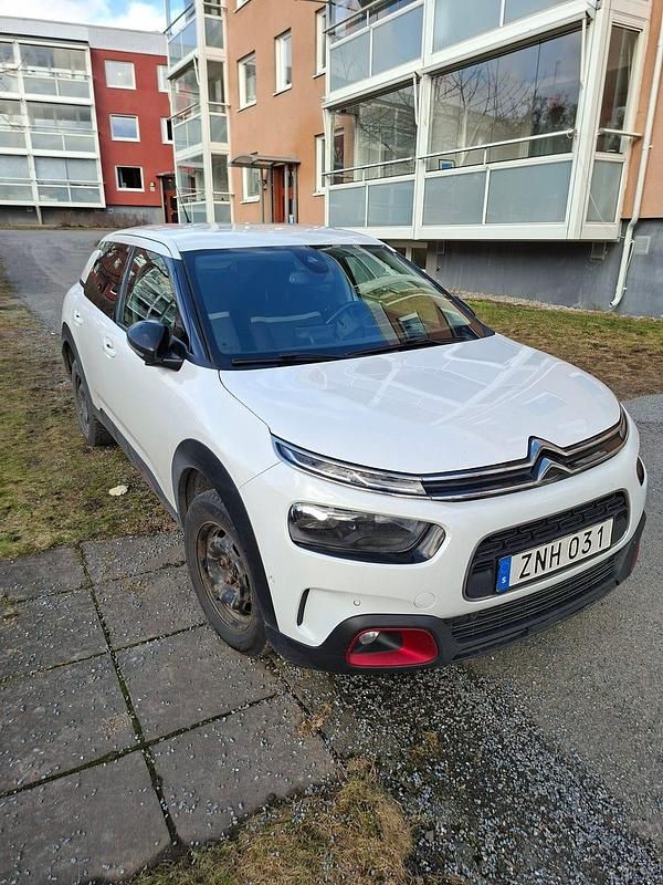 Begagnad Citroën C4 Cactus PureTech 110 HK (80 kW) 2018 Halvkombi
