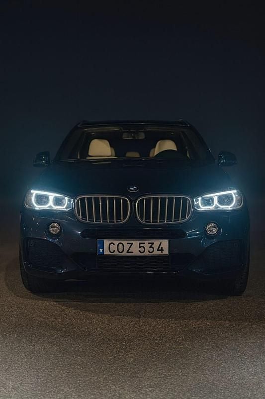 Begagnad BMW X5 M Sport 313 HK (230 kW) 2016 Mörkblå SUV