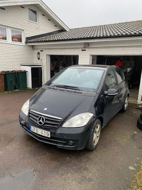 Begagnad 2009 Mercedes A150 Halvkombi | 8 000 kr (Superpris) - Bild 1/4