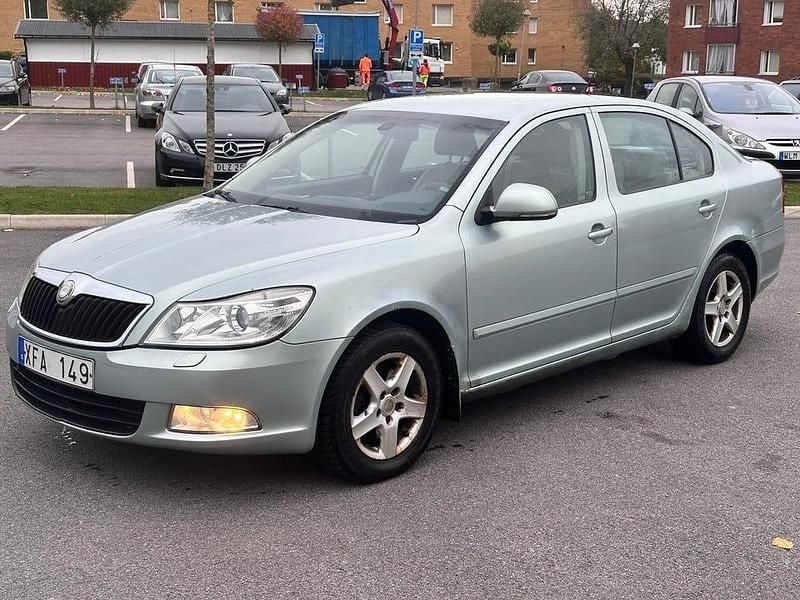 Begagnad 2009 Skoda Octavia Sedan | 28 500 kr (Marknadspris) - Bild 1/4