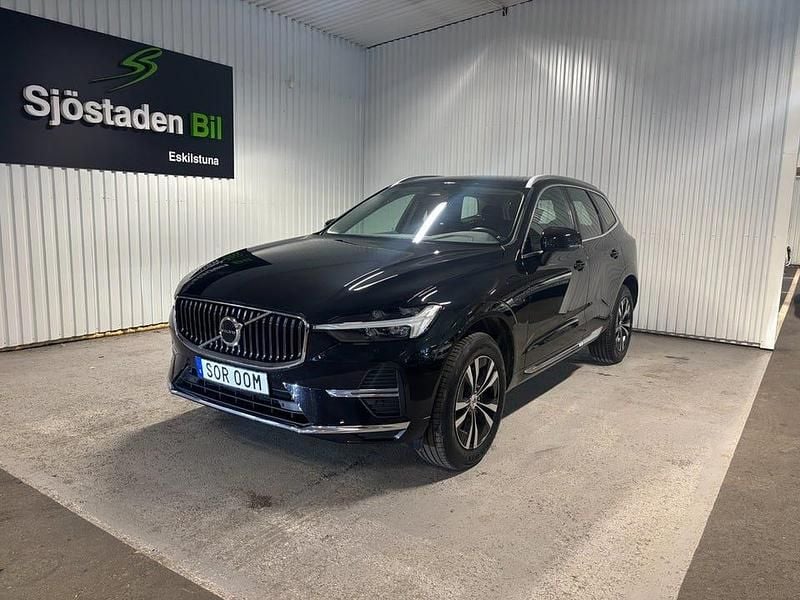 Svart Begagnad 2023 Volvo XC60 SUV | 387 900 kr - Bild 1/4