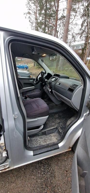 Begagnad VW T5 131 HK (96 kW) 2006 Van