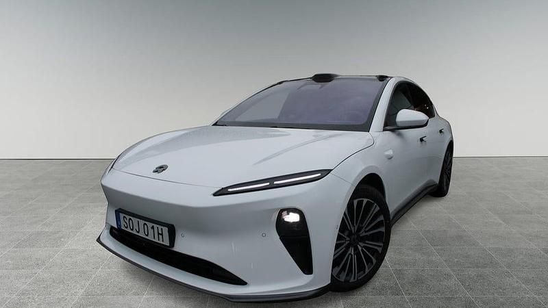 Begagnad Nio ET5 360 kW (490 HK) 2023 Vit Sedan