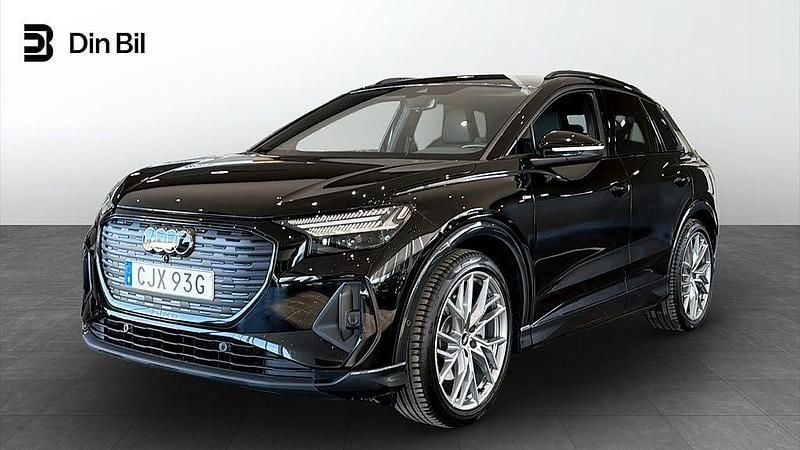 Begagnad Audi Q4 e-tron S-Line 150 kW (204 HK) 2023 Mytsvart metallic SUV